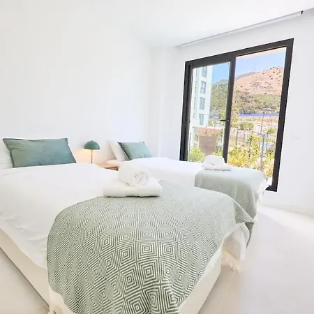 Mediterraneo By Ensuite * Fuengirola